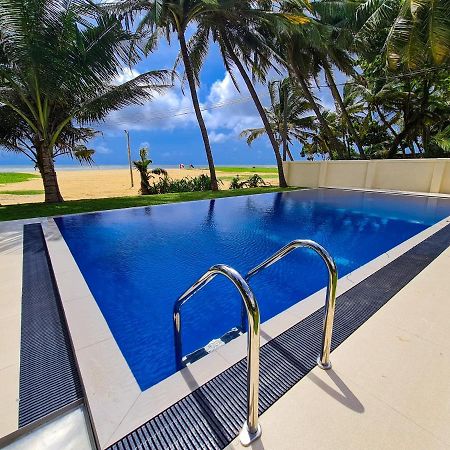 Star Beach Guest House Негомбо Екстер'єр фото