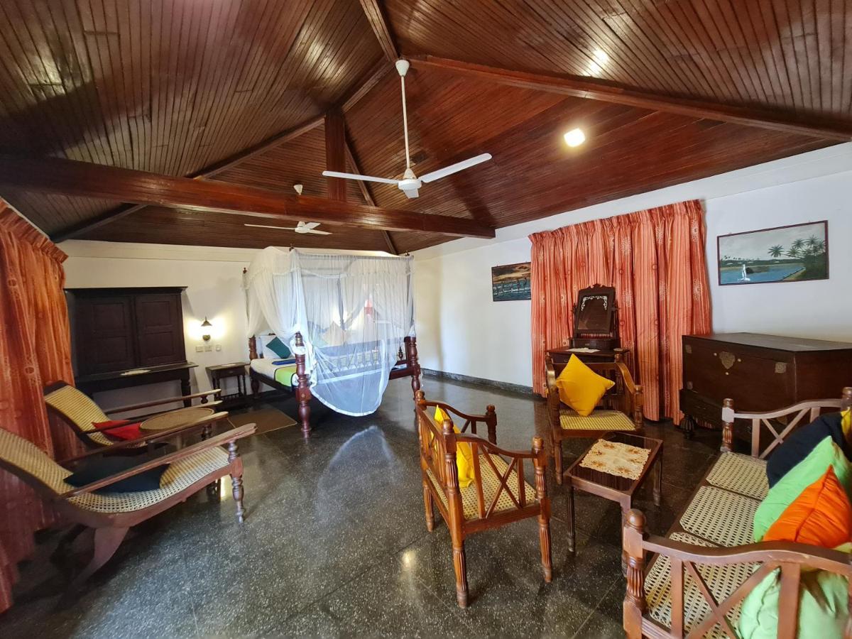 Star Beach Guest House Негомбо Екстер'єр фото
