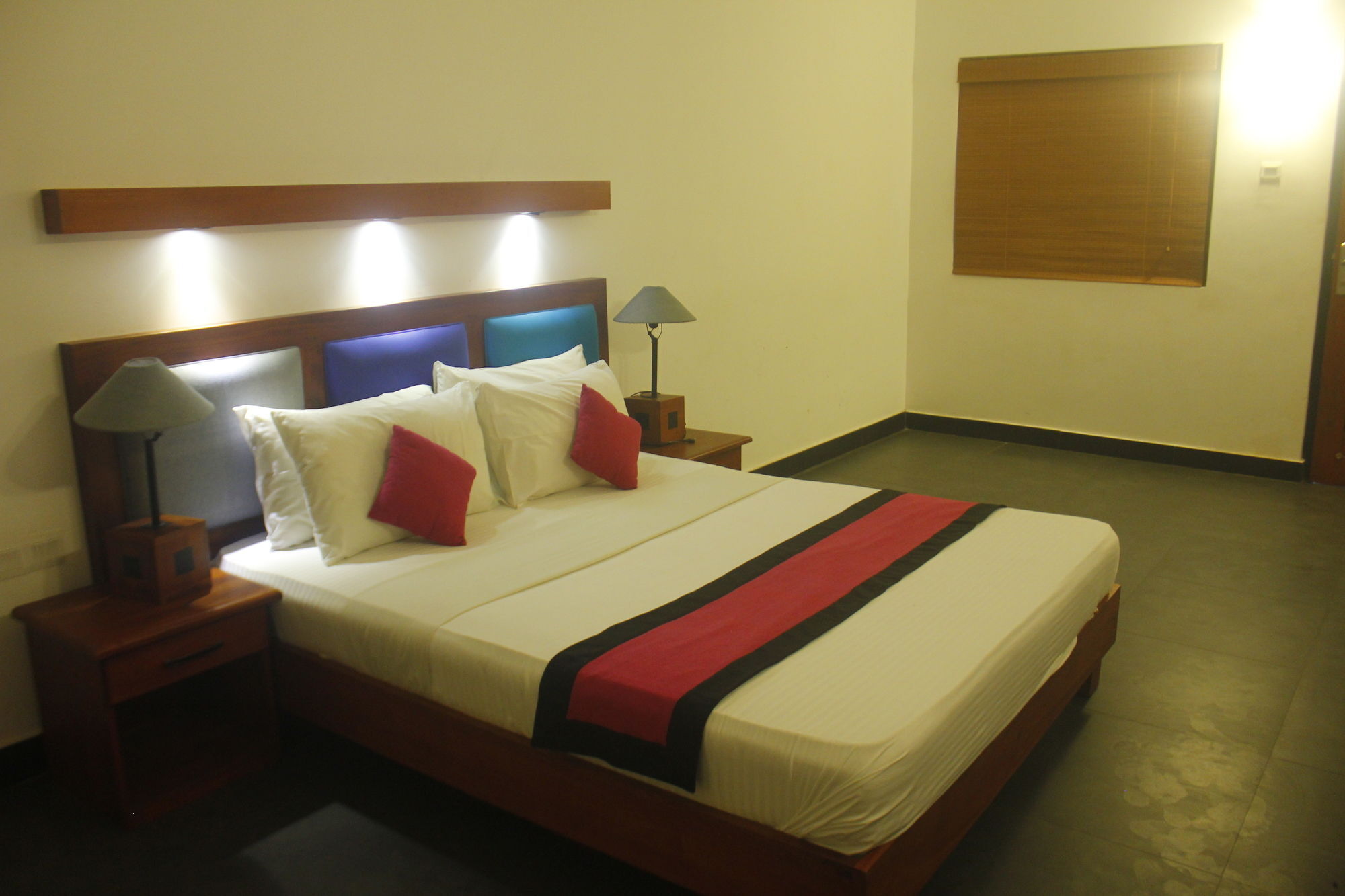 Star Beach Guest House Негомбо Екстер'єр фото