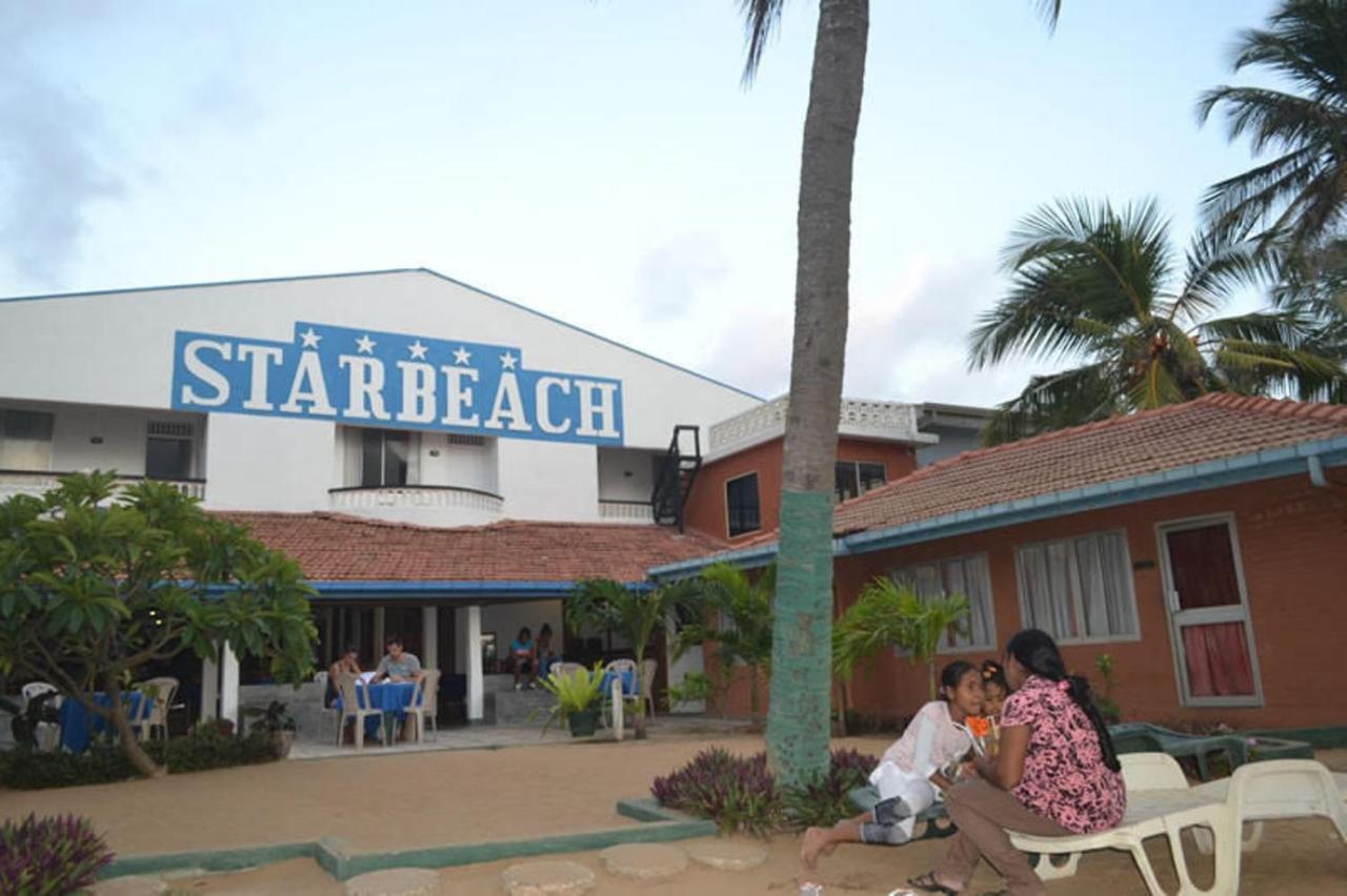 Star Beach Guest House Негомбо Екстер'єр фото